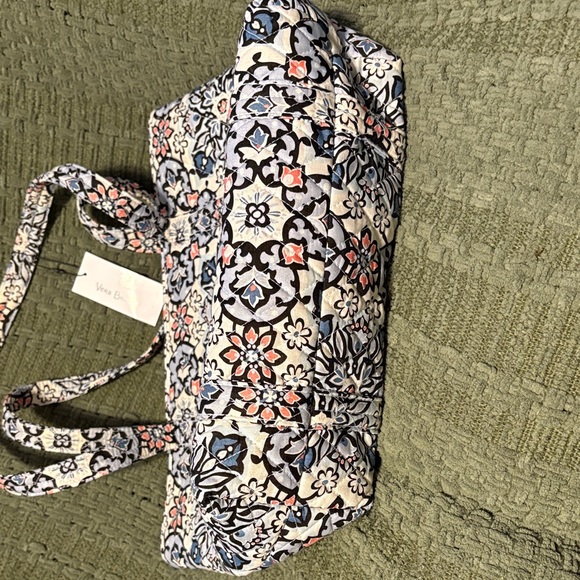 NWT Vera Bradley Small Tote – Lisbon Medallion - Picture 5 of 5